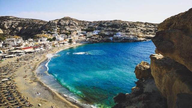 Foreign Office Issues Urgent Alert For British Travelers To Greece Over Four Natural Disasters