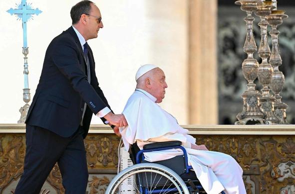 Pope shows ongoing improvement as convalescence continues