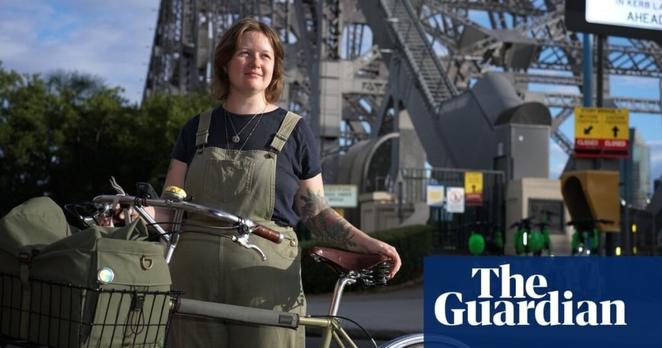 Sudden closure of iconic bridge to cyclists shows ‘car is still king in Brisbane’