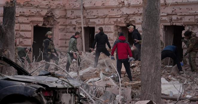 Russian missile attack kills more than 30 in Sumy in northern Ukraine – POLITICO