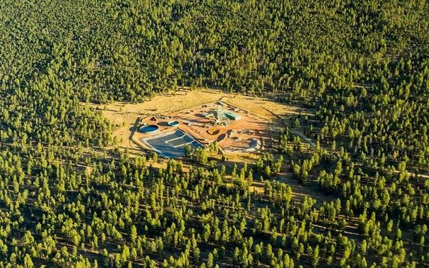 Trucks with uranium cross Navajo Nation, reviving long-standing fears