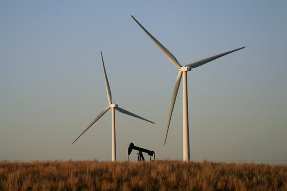 Clean energy transition will persist under Trump, analyses say | E&E News