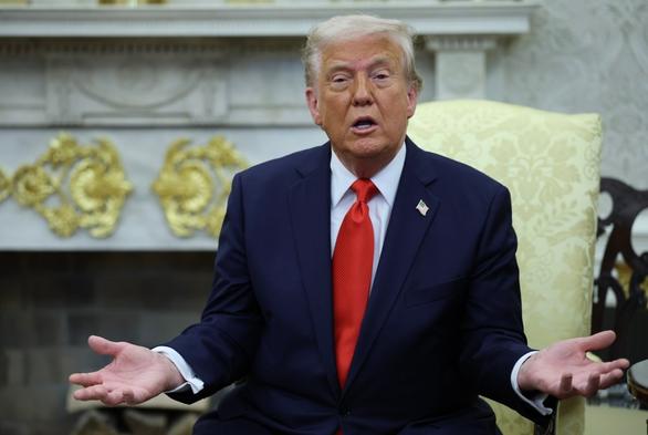Trump sits in on tariff talks with Japan