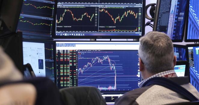 le patron de la banque centrale alerte sur l’inflation, Wall Street et les semi-conducteurs plongent – Libération