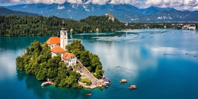 Places Everyone Should Add to Bucket List, From Frequent Traveler